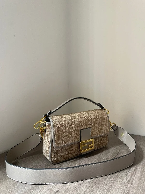 WF -  Fendi Bag - 166