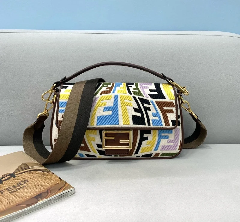 EN   Designer bags by Fendi 189