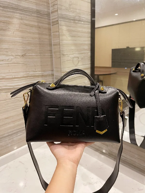 EN   Designer bags by Fendi 215