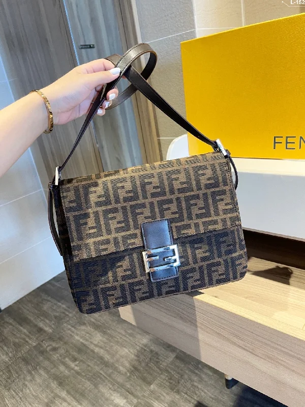 EN   Designer bags by Fendi 202