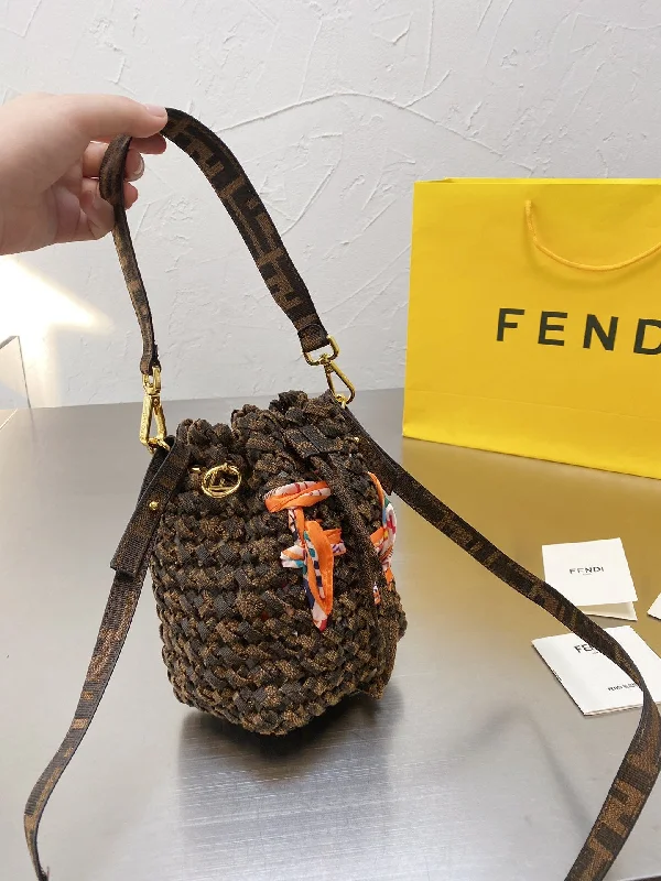 EN   Designer bags by Fendi 192