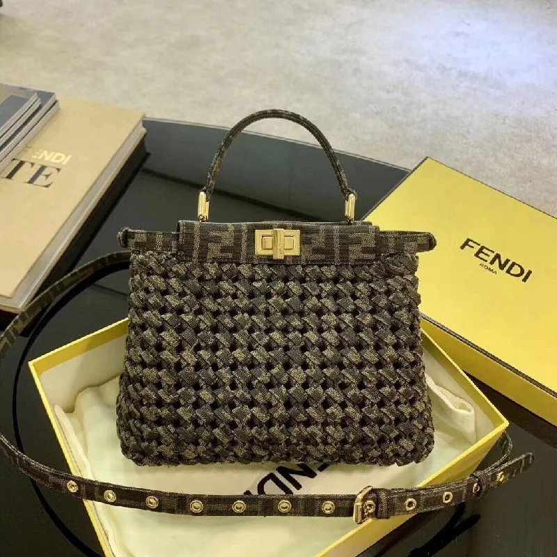 EN   Designer bags by Fendi 181