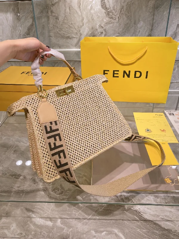 EN   Designer bags by Fendi 204