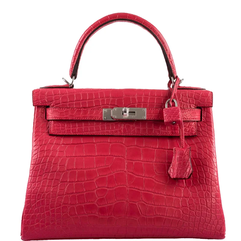 Hermès Kelly 28 Retourne Rose Extreme Matte Alligator with Palladium Hardware - 2020, Y