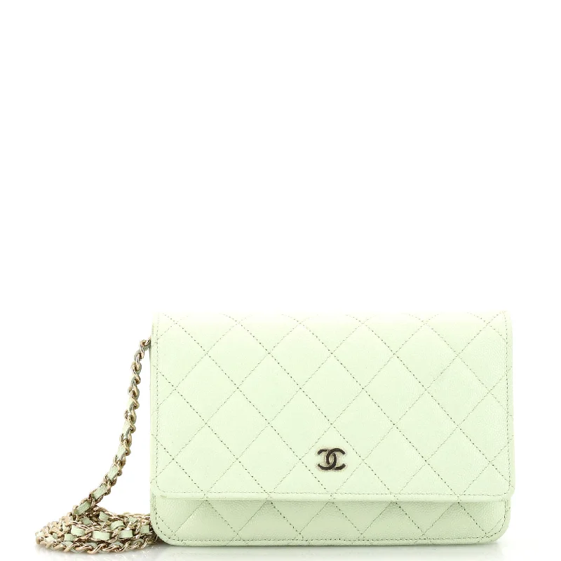 Wallet on Chain Quilted Caviar